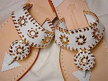 White and Gold  White with gold NULL